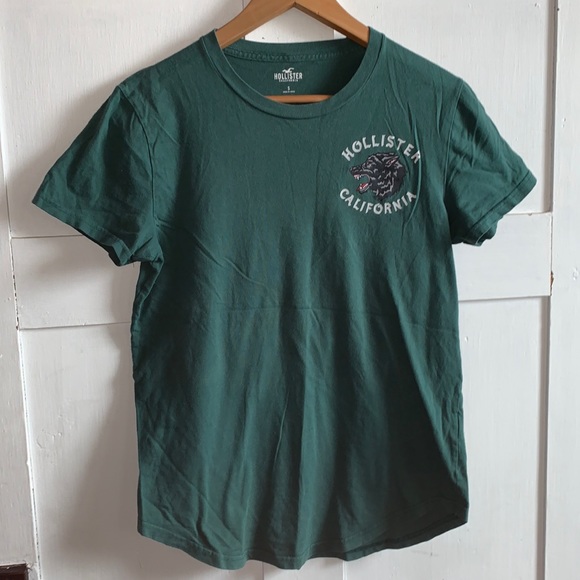 Hollister Other - HOLLISTER SHORT SLEEVE T-SHIRT Big Logo on Back